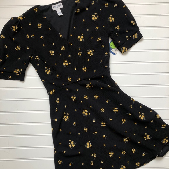 Arizona Floral Dress - Picture 2 of 5